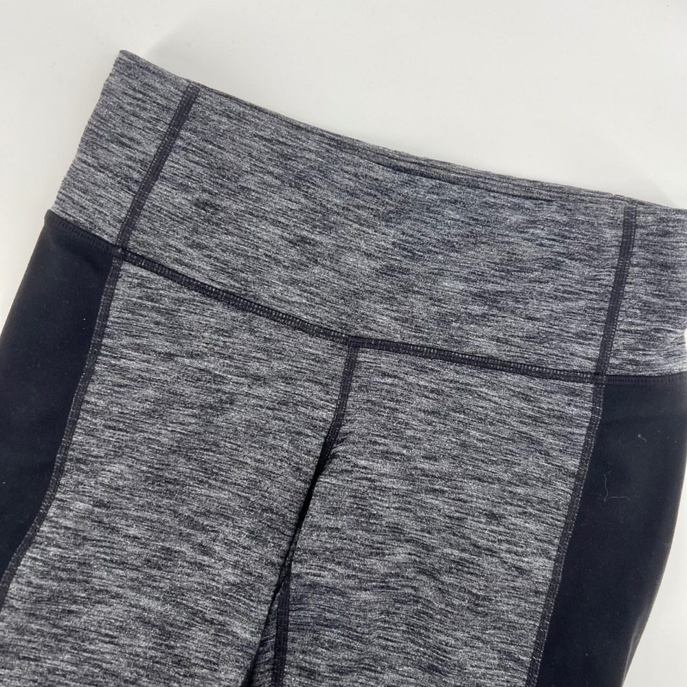 Athleta XS High Rise Gray Black Side Panel Workout‎ Yoga Leggings